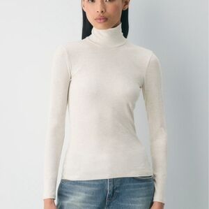 WILFRED PALE BEIGE TURTLENECK SIZE X LARGE